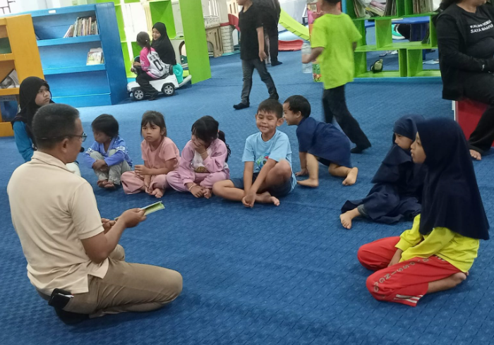 Layanan Perpustakaan Ibu dan Anak, Ciptakan Budaya Literasi Sejak Dini