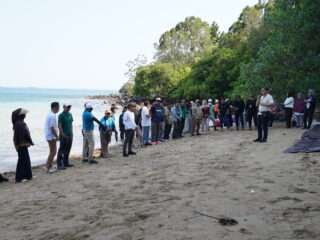 Gandeng Unhas dan Relawan, PT. Vale Pulihkan Ekosistem Pesisir Mangkasa Point
